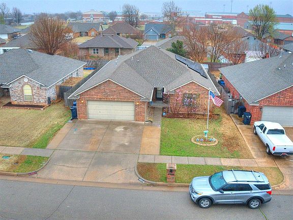 5th image of 4204 Thorn Burn Pl
