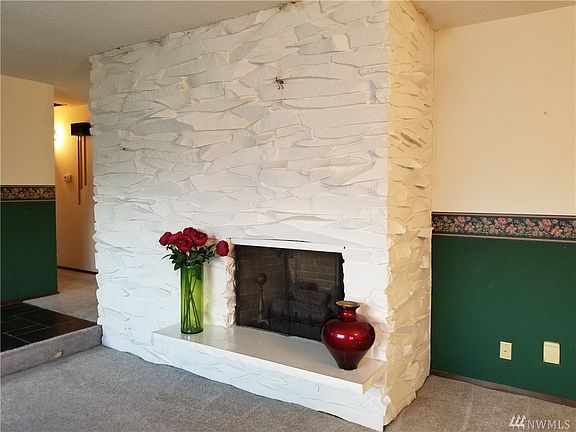 5th image of 14304 25th Avenue Ct E
