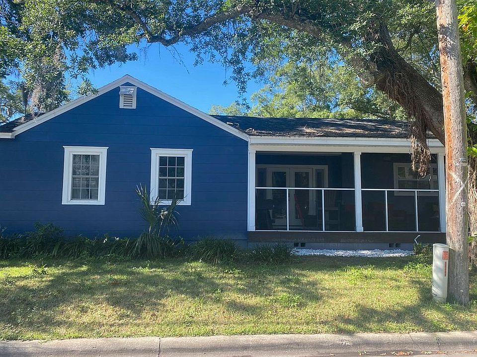 2nd image of 202 S Highland Ave