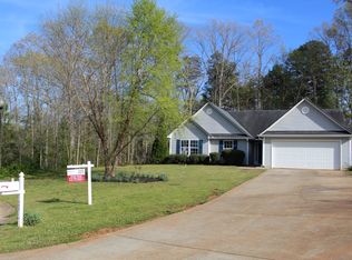 440 Oliver Ridge Dr, Commerce, GA 30529