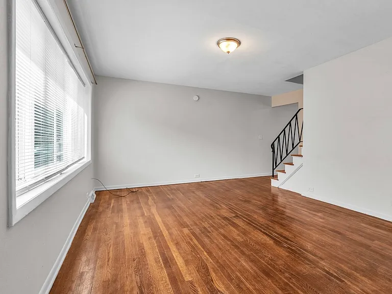 937 W North Ave #C — Photo 2