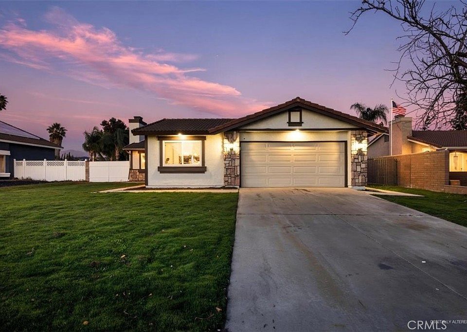 1st image of 25545 Brodiaea Ave