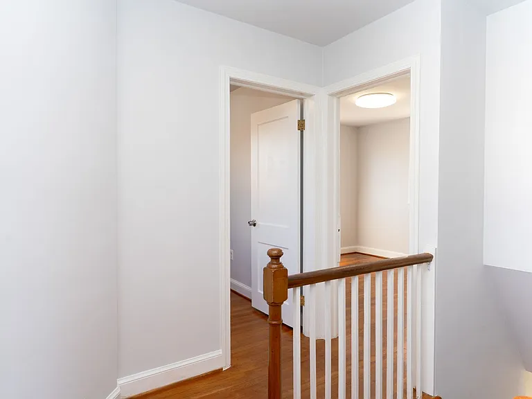 10026 Lorain Ave — Photo 20