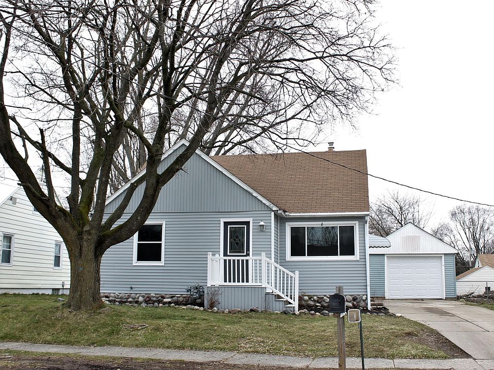 1st image of 553 Ferris St NW