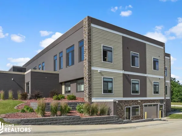 110 Rocksylvania Ave #204, Iowa Falls, IA 50126