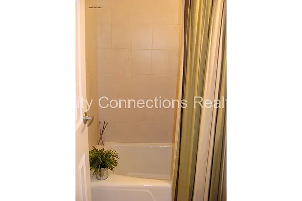 Rented by City Connections Realty | media 25