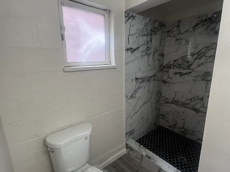 1031 Estudillo St #1025 — Photo 4