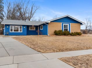 630 Evergreen Ln, Hoffman Estates, IL 60169