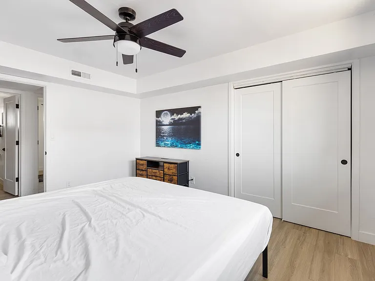 6616 E Avalon Dr — Photo 16