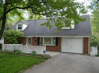 7353 Harcourt Rd, Indianapolis, IN 46260