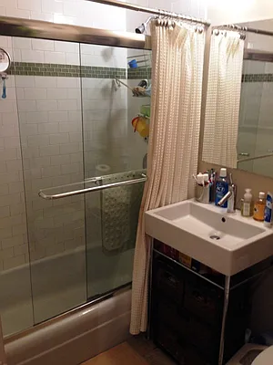 Rented by Sotheby's International Realty | media 22