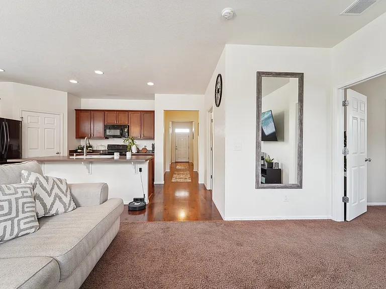 166 Gem Way — Photo 25