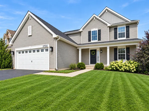 1731 Wentworth Dr, Volo, IL 60020