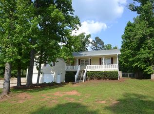 422 Savannah Dr, Woodstock, GA 30188