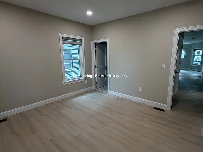 233 Highland Ave #1 — Photo 6