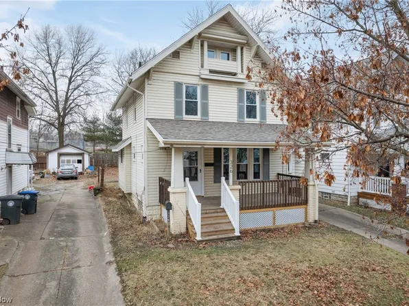 326 Black St, Akron, OH 44306
