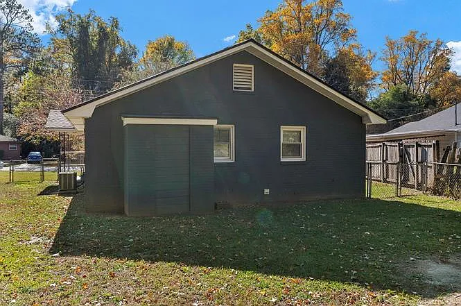 2369 Gurley Dr — Photo 30