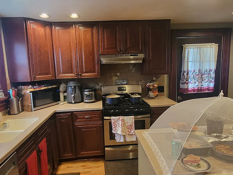 38 Brook St #38 — Photo 7