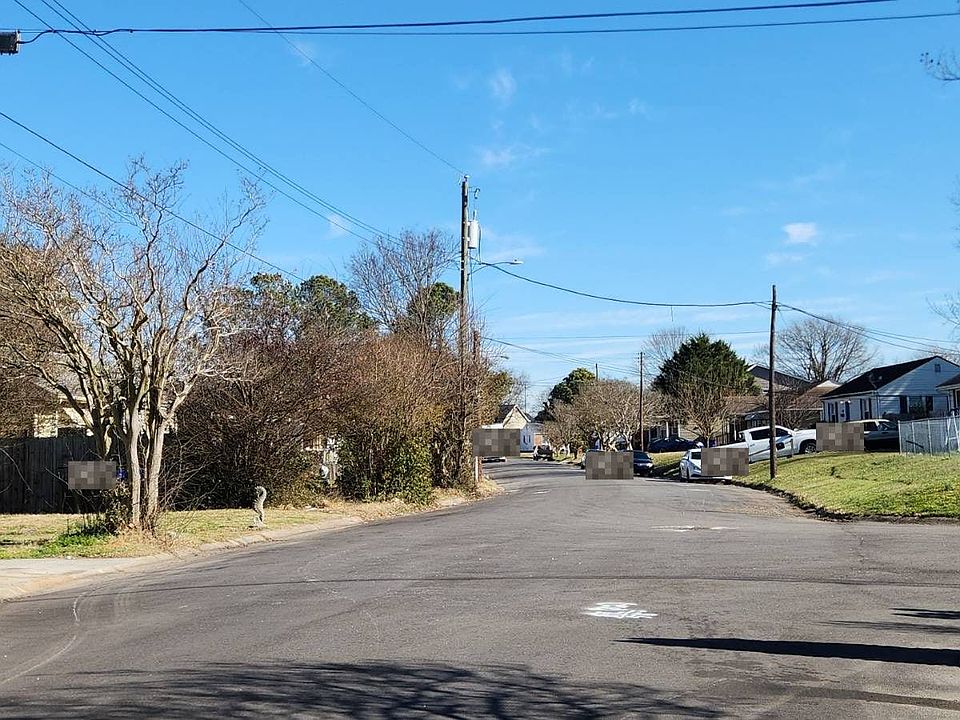 2nd image of 816 Craten Rd