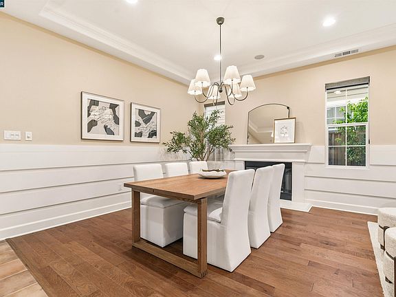 5th image of 5325 Pembroke Way