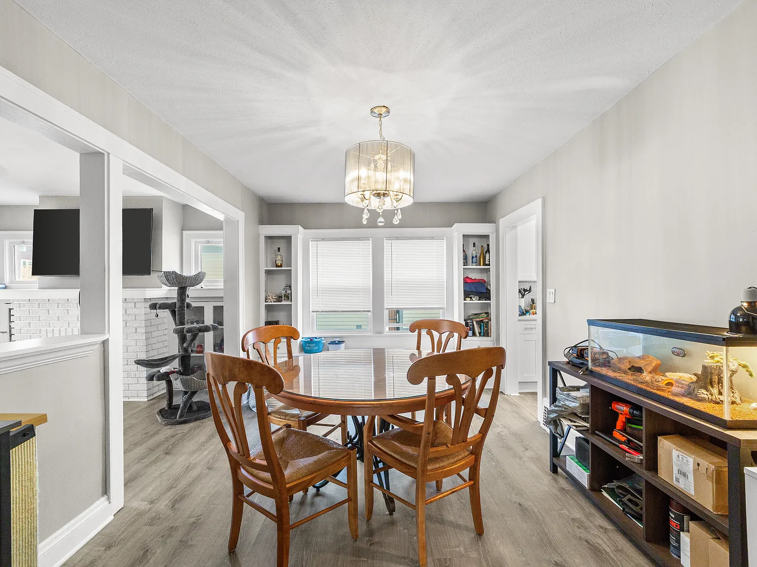 2 bed, 1195 sqft, $1,650 — Photo 4