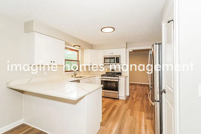2569 Brafferton Ave — Photo 5