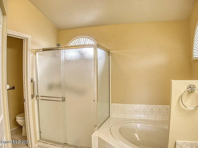 805 Crossbow Dr — Photo 12