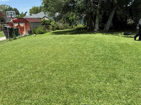 6728 Goforth St, Houston, TX 77021