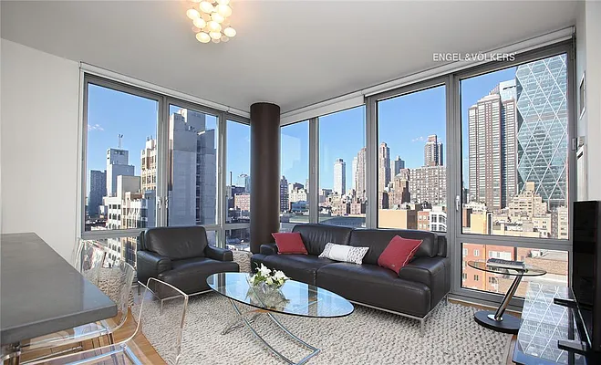 Sold by Engel & Völkers New York City | media 2