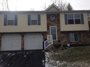 41 Sweet Arrow Dr, Hummelstown, PA 17036
