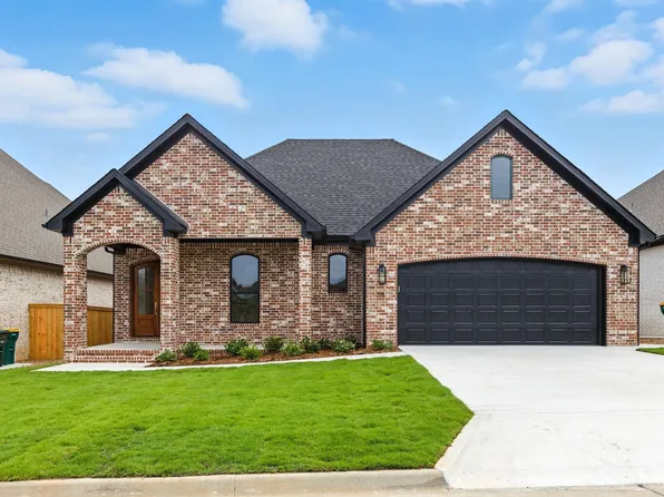 66 Copper Cir, Little Rock, AR 72223