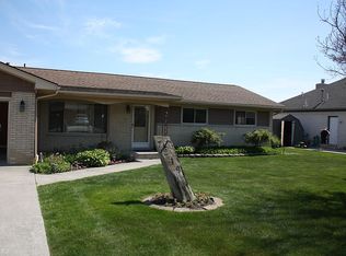 7219 Flamingo Rd, Algonac, MI 48001