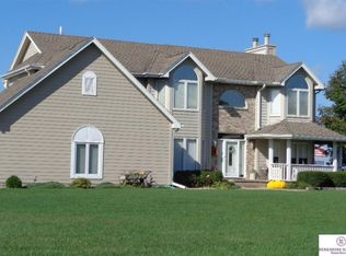 14918 Ridgeview Dr, Plattsmouth, NE 68048