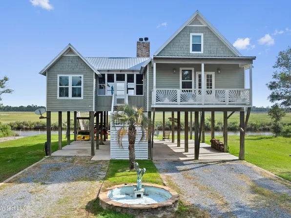 7700 Belle Fontaine Dr, Ocean Springs, MS 39564