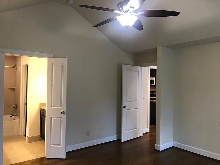 502 Lancaster Ave #A — Photo 11