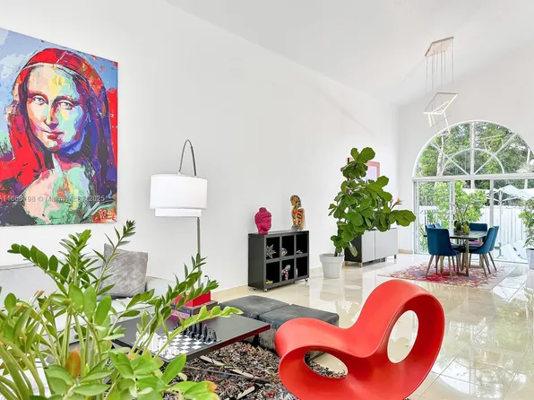 9787 NW 29th St, Doral, FL 33172