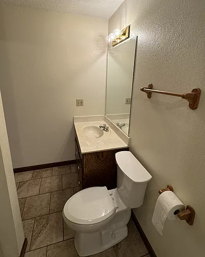213 Brentwood Dr #J Photo 1