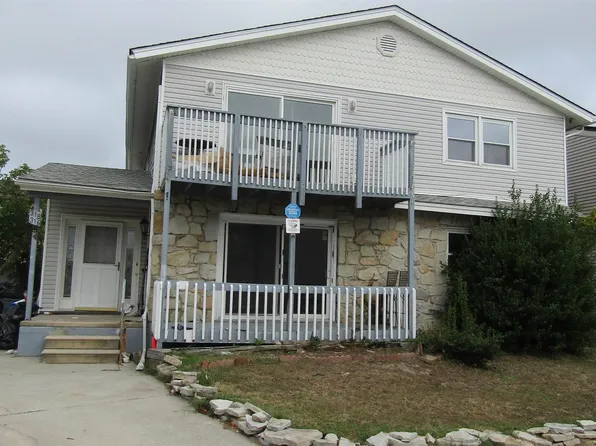 316-318 Hampshire Dr, Ventnor City, NJ 08406