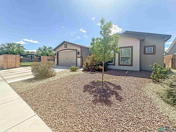 2nd image of 1521 Redwood Loop