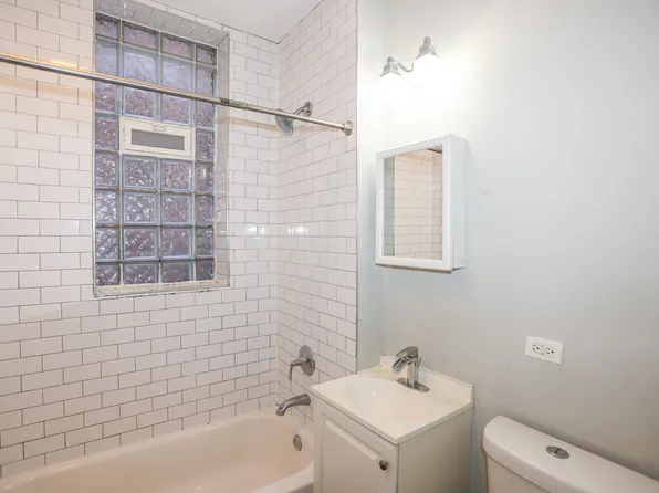 2341 W Charleston St, Chicago, IL
