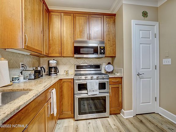 5th image of 648 Village Park Dr Unit 102