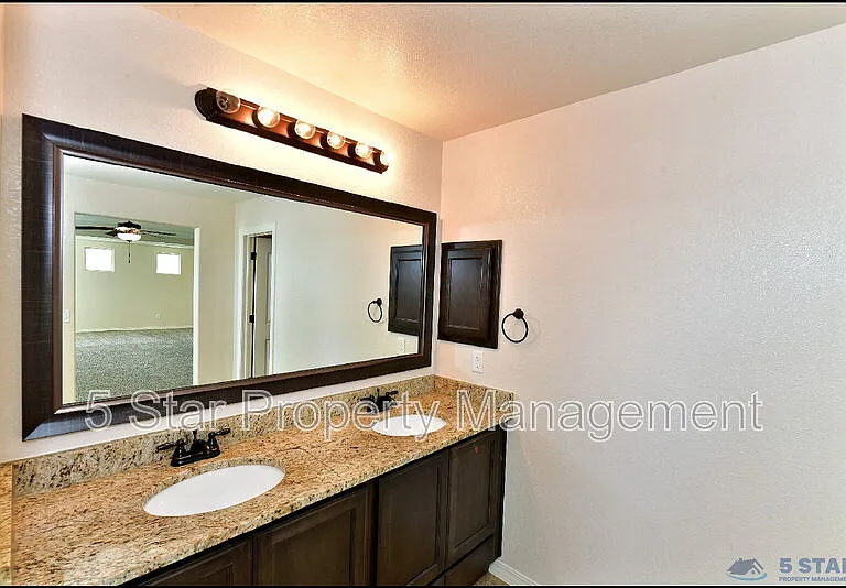 2840 Tierra De Moyo Pl — Photo 32