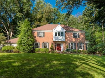 25 Glengary Dr, Mendham, NJ, 07945
