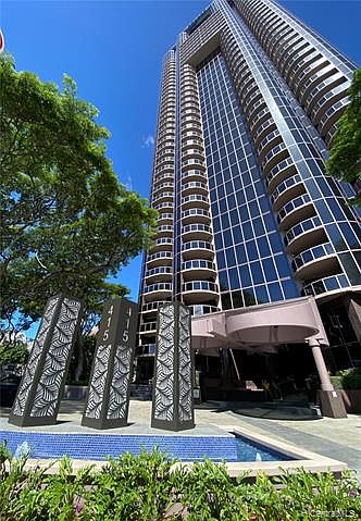 1st image of 425 South St APT 1102
