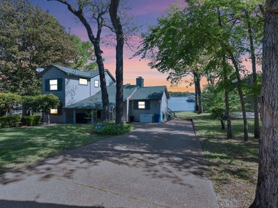 317 Sundown Trl, Tool, TX, 75143