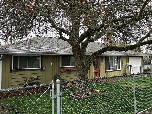 4th image of 9045 S Fawcett Ave