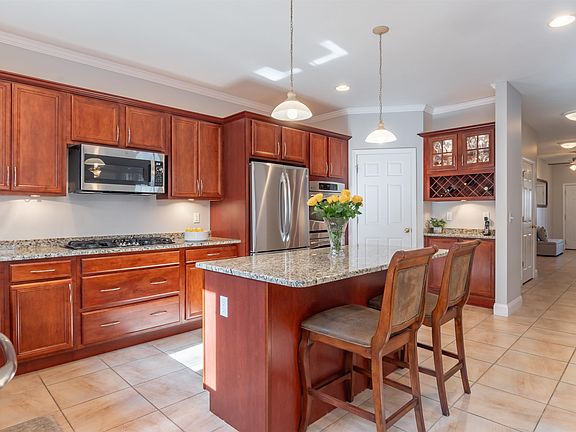 4th image of 96 Cherrywood Drive