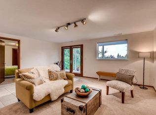 5950 44th Ave SW, Seattle, WA 98136