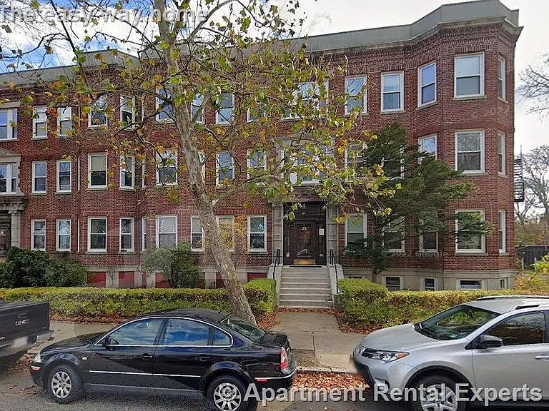 74 Kirkland St #33 — Photo 8