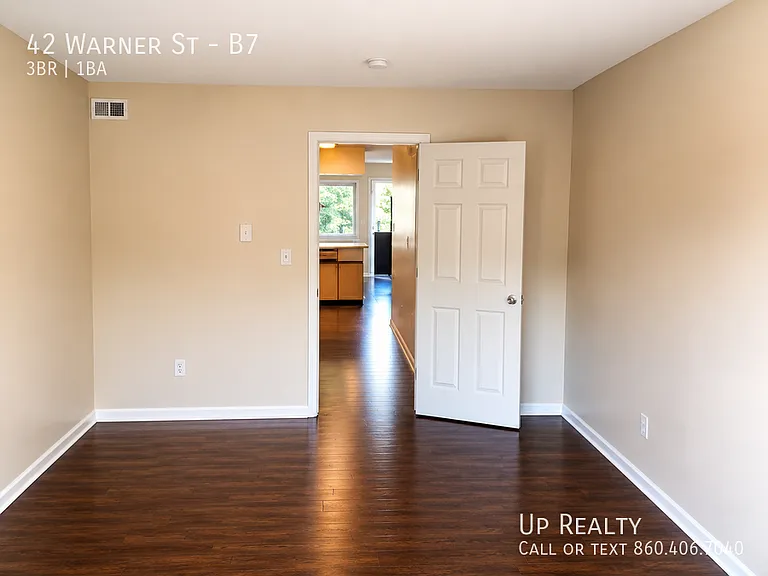 42 Warner St #B7 — Photo 7